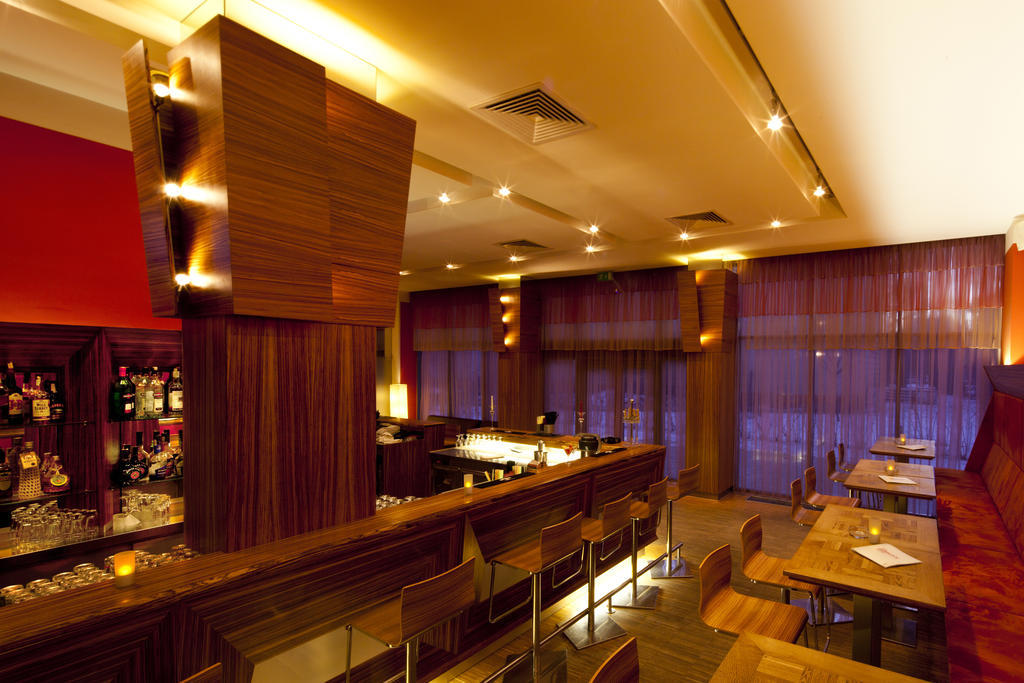 The Gerald'S Hotel Radauti Ngoại thất bức ảnh